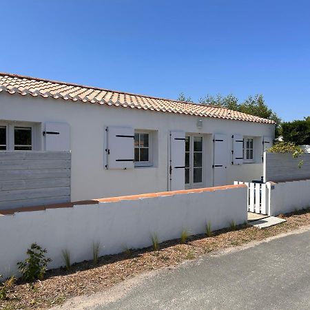 Petite Maison Au Calme, Dans Une Impasse L'Epine  Exterior photo