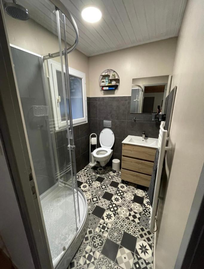 Petite Maison Au Calme, Dans Une Impasse L'Epine  Exterior photo